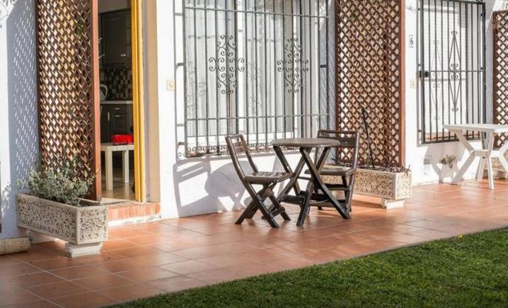 Verdemar Apartment With Sea View And Garden Нерха Екстериор снимка